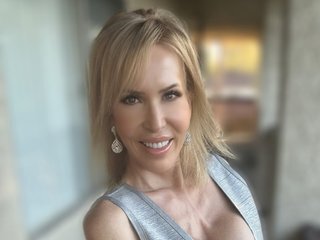 Screen Shot of EricaLauren