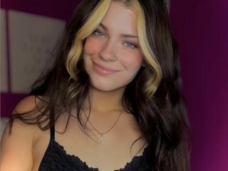 Screen Shot of rileybellee