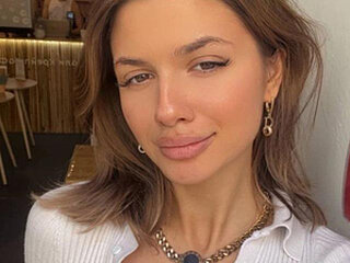 Screen Shot of BonnieCagev