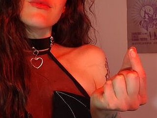 Screen Shot of Mistress Maxima
