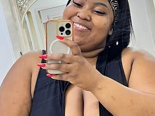 Screen Shot of ChubbyChickxxx