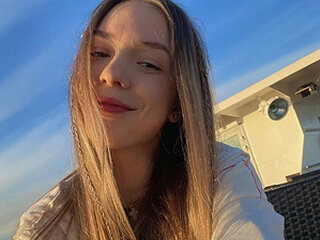 Screen Shot of LottieRichards